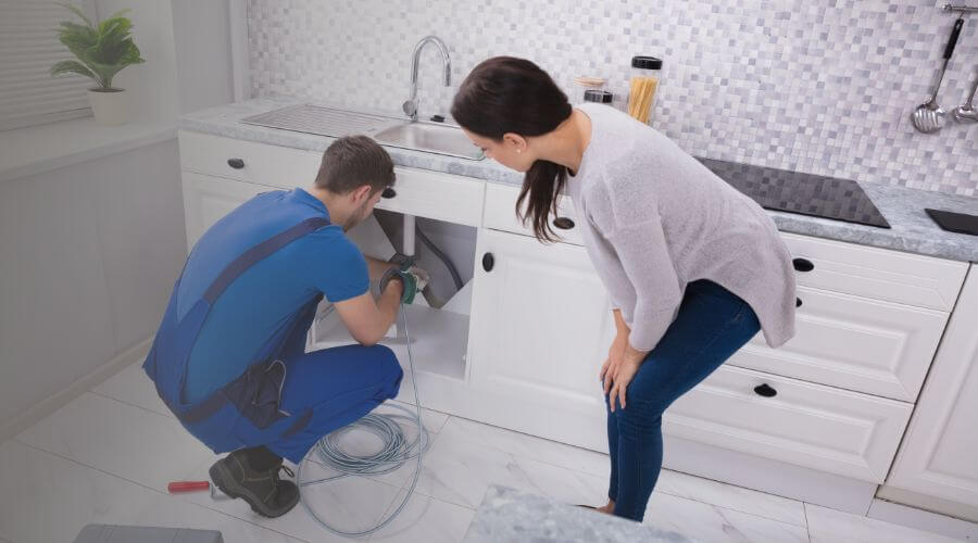 Local expert plumbing services in Great Lakes, IL